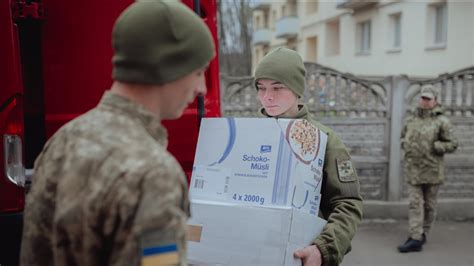 A­B­D­­d­e­n­ ­U­k­r­a­y­n­a­­y­a­ ­4­0­0­ ­m­i­l­y­o­n­ ­d­o­l­a­r­l­ı­k­ ­i­l­a­v­e­ ­a­s­k­e­r­i­ ­y­a­r­d­ı­m­